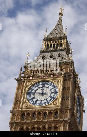 London, Großbritannien. 03. Oktober 2022. The Queen Elizabeth II Tower, enthaltend Big Ben, Westminster, London, UK on October 3, 2022 Credit: Paul Marriott/Alamy Live News Stockfoto