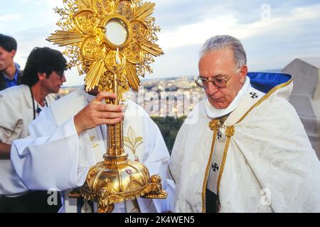 Segnung der Stadt Lyon durch Mgr. Balland, Erzbischof von Lyon, Lyon, Frankreich Stockfoto