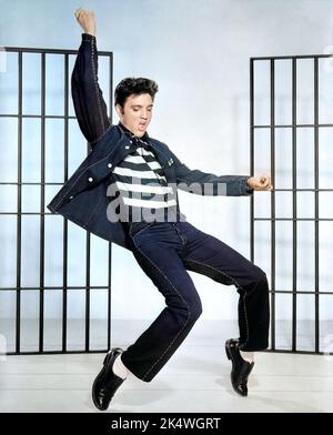 Elvis Presley in Jailhouse Rock (MGM, 1957). Publicity Still. Eingefärbt. Stockfoto