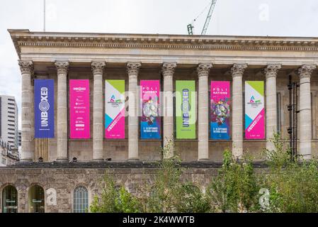 Die Polinations-Ausstellung am Victoria Square in Birmingham ist ein Fest der Farben, Schönheit und natürlichen Vielfalt und war Teil des ausgepackten Festivals Stockfoto