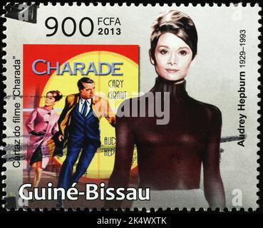 Film 'Charade' mit Audrey Hepburn auf Briefmarke Stockfoto