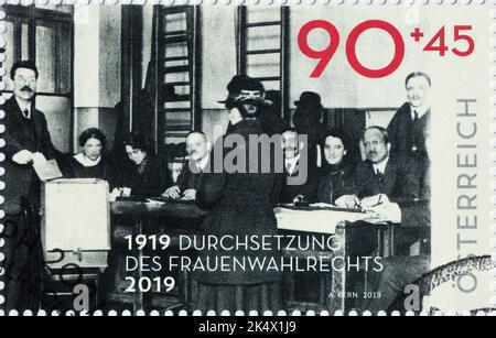 Frauenwahlrecht auf österreichischer Briefmarke gefeiert Stockfoto