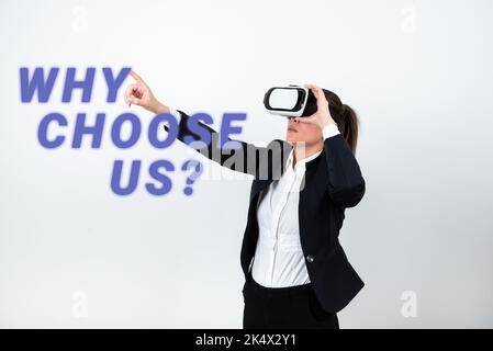 Handschriftliche Text Warum wählen Sie uns Frage. Konzeptuelles Foto Gründe für die Auswahl unserer Marke gegenüber anderen Argumenten Stockfoto