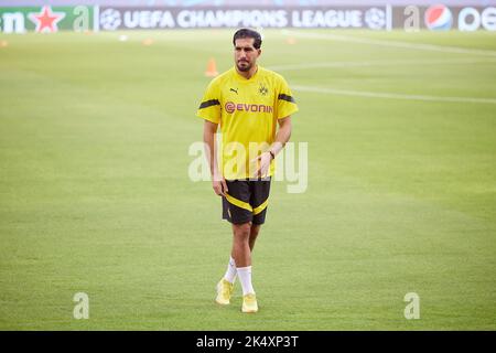 Sevilla, Spanien. 04. Oktober 2022. Der Dortmunder Emre Can wurde bei einem letzten Training vor dem UEFA Champions League-Spiel zwischen dem FC Sevilla und Dortmund im Estadio Ramon Sanchez Pizjuan in Sevilla gesehen. (Foto: Gonzales Photo/Alamy Live News Stockfoto