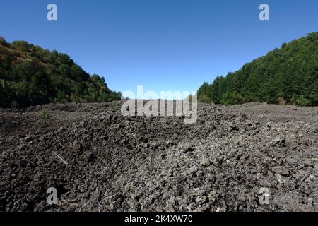 Lavafeld im Ätna Nationalpark von Sizilien, Italien Stockfoto