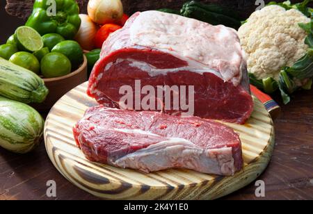 Rohes Steak, Sirloin-Steak, Contrafilé Stockfoto