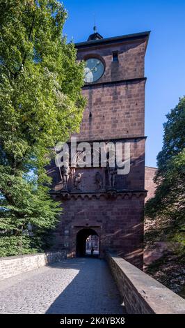 Eingangsturm, datiert 1530, Heidelberger Schloss, Baden-Württemberg, Deutschland Stockfoto