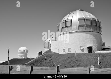 Landschaftliche Eindrücke von der magischen Landschaft des Mauna Kea Observatoriums, Big Island HI Stockfoto