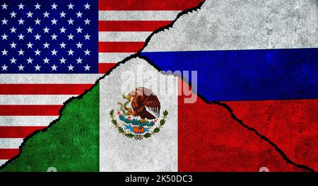 Israel und die Hamas führen gemeinsam die Flaggen. Beziehungen zwischen palästinensischem Militär und Israel, Konfliktkonzept. Israel gegen Hamas Stockfoto