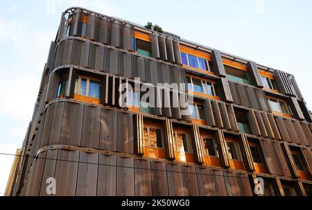 Wien Architektur, Architektur, Modern, Wien, moderne Architektur, In der Innenstadt mit Fenster und Spiegelung und Wand Stockfoto