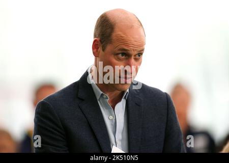 Der Prinz von Wales im St. George's Park in Burton Upon Trent anlässlich seines 10.-jährigen Bestehens als Heimat des englischen Fußballs. Bilddatum: Mittwoch, 5. Oktober 2022. Stockfoto