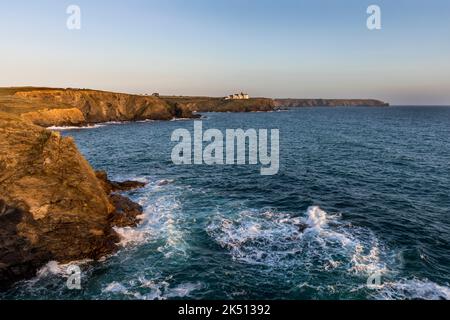 Gunwalloe Church Cove; Blick auf Mullion; Cornwall; Großbritannien Stockfoto