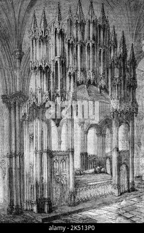 Der Chantry in Winchester Cathedral, Hampshire, England, von Kardinal Henry Beaufort 1375-1447), Bischof von Winchester. Er war ein englischer Prälat und Staatsmann, der die Ämter des Bischofs von Lincoln (1398) und des damaligen Bischofs von Winchester (1404) innehatte und ab 1426 Kardinal der Kirche von Rom war. Er diente dreimal als Lordkanzler und spielte eine wichtige Rolle in der englischen Politik. Stockfoto