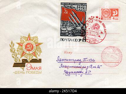 UdSSR - um 1970: Ein USSR Post First Day Cover Postumschlag mit Briefmarken. 25 Jahre Sieg im Krieg von 1941-1945. Stockfoto