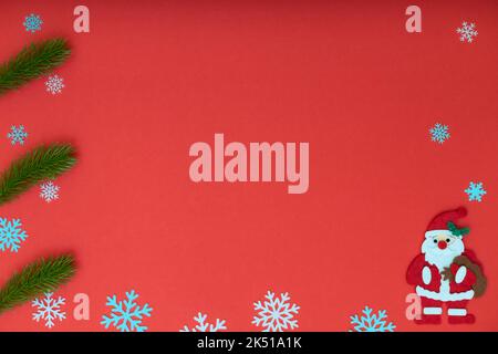 weihnachtshintergrund mit weihnachtsmann und Schnee Stockfoto