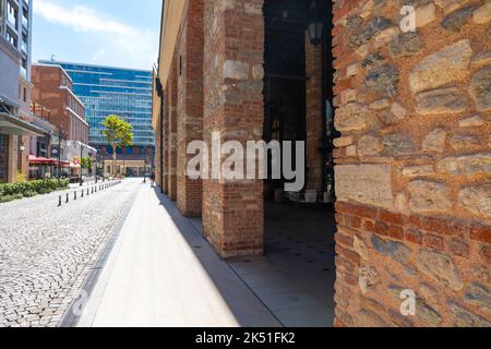 Fisekhane Mall in Zeytinburnu Istanbul. Istanbul Türkei - 9.21.2022 Stockfoto