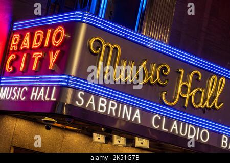 Radio City Music Hall, Rockefeller Center, Manhattan, New York, USA Stockfoto