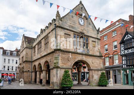 Shrewsbury, Großbritannien – The Old Market Hall in Shrewsbury Stockfoto