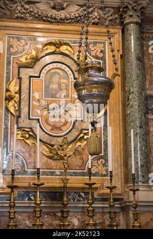 Räuchergefäß Petersdom Rom Italien Stockfoto