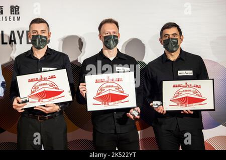 Hongkong, China. 05. Oktober 2022. HONGKONG, HONGKONG SAR, CHINA: OKTOBER 5TH 2022. Snooker-Pressekonferenz der Hong Kong Masters 2022.L zu R Mark Selby Weltrangliste: 3, Judd Trump Weltrangliste: 2, Ronnie O'Sullivan Weltrangliste: 1. Alamy Live Sport/Jayne Russell Credit: Jayne Russell/Alamy Live News Stockfoto