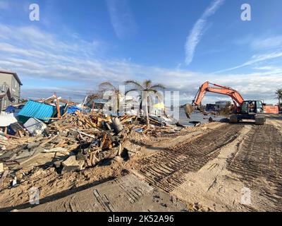 Matlacha Isles, FL, (Okt 4, 2022) - FEMA untersucht die Schäden nach dem US-Bundesstaat Ian. Stockfoto