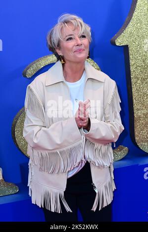 London, UK , 05/10/2022, Emma Thompson kommt zu den Darstellern und Filmemacher besuchen die Pressekonferenz des BFI London Film Festival für Roald Dahls Matilda The Musical, veröffentlicht von Sony Picters in Kinos in ganz Großbritannien und Irland vom 25.. November - 5.. Oktober 2022, London, UK. Stockfoto