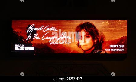 Los Angeles, California, USA 28. June 2022 Ein allgemeiner Blick auf die Atmosphäre von Brandi Carlile im Canyon Haze Live vom Laurel Canyon Concert Movie Marquee im TCL Chinese Theatre am 28. Juni 2022 in Los Angeles, Kalifornien, USA. Foto von Barry King/Alamy Stockfoto Stockfoto