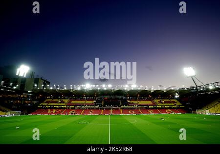 Ein Blick in den Boden vor dem Spiel der Sky Bet Championship in der Vicarage Road, Watford. Bilddatum: Mittwoch, 5. Oktober 2022. Stockfoto