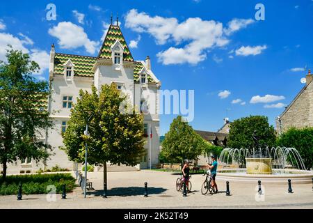 Frankreich, Cote d'Or, Burgund Klimazonen, die von der UNESCO zum Weltkulturerbe erklärt wurden, Route des Grands Crus, Cote de Beaune, Meursault, Rathaus Stockfoto