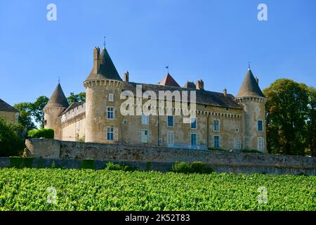 Frankreich, Saone et Loire, Cote chalonnaise Weinberg, Rully, das Schloss von Rully Stockfoto