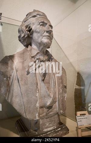 Frankreich, Ardeche, Rhonetal, Tournon sur Rhone, Schlossmuseum von Tournon, Marc Seguin Bust Stockfoto