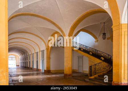 Frankreich, Saone et Loire, Maconnais, Cluny, Benediktinerabtei von Cluny, Korridore Stockfoto