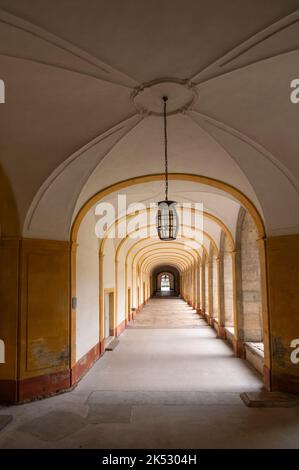 Frankreich, Saone et Loire, Maconnais, Cluny, Benediktinerabtei von Cluny, Korridore Stockfoto