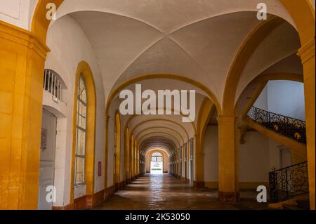 Frankreich, Saone et Loire, Maconnais, Cluny, Benediktinerabtei von Cluny, Korridore Stockfoto