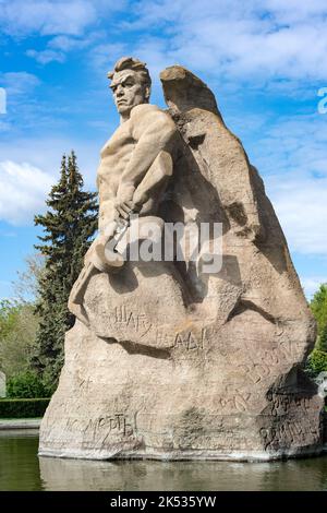 1. Mai 2020, Wolgograd, Russland. Platz für diejenigen, die auf dem Mamaev-Hügel zu Tode gekämpft haben Stockfoto