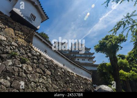 Die Burg Himeji (Himejijō), auch bekannt als Burg des Weißen Reihers, ist Japans am besten erhaltene Feudalburg Stockfoto