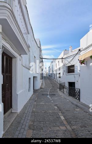 Straße des andalusischen weißen Dorfes Vejer de la Frontera Stockfoto