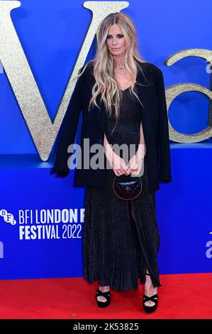 London, UK , 05/10/2022, Laura Bailey kommt zu den Darstellern und Filmemacher nehmen an der Pressekonferenz des BFI London Film Festival für Roald Dahls Matilda The Musical Teil, die von Sony Picters in Kinos in ganz Großbritannien und Irland vom 25.. November bis 5.. Oktober 2022 in London, Großbritannien, veröffentlicht wurde. Stockfoto