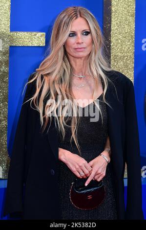 London, UK , 05/10/2022, Laura Bailey kommt zu den Darstellern und Filmemacher nehmen an der Pressekonferenz des BFI London Film Festival für Roald Dahls Matilda The Musical Teil, die von Sony Picters in Kinos in ganz Großbritannien und Irland vom 25.. November bis 5.. Oktober 2022 in London, Großbritannien, veröffentlicht wurde. Stockfoto