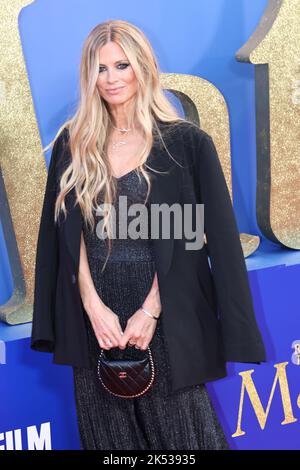 Laura Bailey, Schauspieler und Filmemacher nehmen an der Weltpremiere von Roald Dahls Matilda The Musical Teil, die von Sony Pictures in Kinos in ganz Großbritannien und veröffentlicht wurde Stockfoto