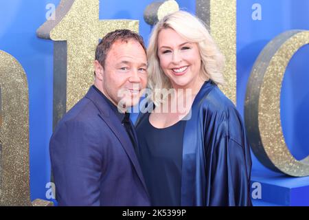 Stephen Graham, Schauspieler und Filmemacher nehmen an der Weltpremiere von Roald Dahls Matilda the Musical Teil, die von Sony Pictures in Kinos in ganz Großbritannien veröffentlicht wurde Stockfoto