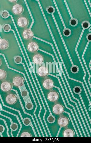 Grüne Platine des 1982 Sinclair ZX Spectrum [Ausgabe zwei 16k]. Für frühe Computer. Heimcomputer, beliebte Elektronik, britische Computer. Stockfoto