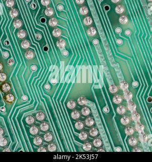 Grüne Platine des 1982 Sinclair ZX Spectrum [Ausgabe zwei 16k]. Für frühe Computer. Heimcomputer, beliebte Elektronik, britische Computer. Stockfoto