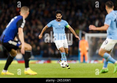 Manchester, Großbritannien. 05. Oktober 2022. Ilkay Gundogan von Manchester City während des UEFA Champions League Group G-Spiels zwischen Manchester City und dem FC Kopenhagen im Etihad Stadium am 5. 2022. Oktober in Manchester, England. (Foto von Daniel Chesterton/phcimages.com) Quelle: PHC Images/Alamy Live News Stockfoto