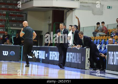 Sassari, Italien. 05. Oktober 2022. Ibon Navarro (Unicaja Malaga) während Dinamo BDS Sassari gegen Unicaja, Champions League Basketballspiel in Sassari, Italien, Oktober 05 2022 Quelle: Independent Fotoagentur/Alamy Live News Stockfoto