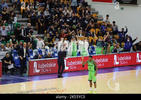 Sassari, Italien. 05. Oktober 2022. Banco di Sardegna Sassari während Dinamo BDS Sassari gegen Unicaja, Champions League Basketballspiel in Sassari, Italien, Oktober 05 2022 Kredit: Unabhängige Fotoagentur/Alamy Live Nachrichten Stockfoto