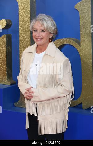 Emma Thompson nimmt an der Weltpremiere von Roald Dahls Matilda the Musical Teil, die Sony Picters am November in Kinos in ganz Großbritannien und Irland veröffentlicht hat Stockfoto