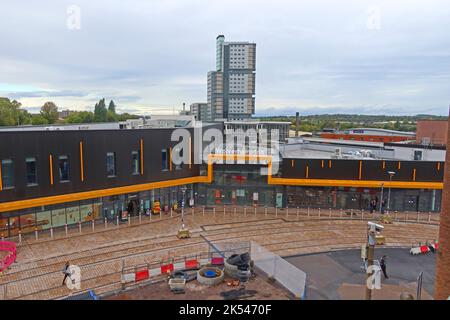 Railway Station plaza, Wolverhampton, West Midlands, England, Großbritannien, WV1 1LE Stockfoto