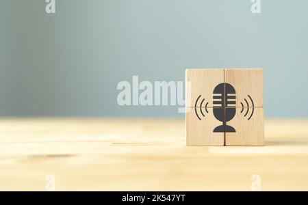 Mit Podcasting können Marken mit einem unverlierbaren Publikum kommunizieren. Mit Lifestyle on-the-go, die Macht, um das Podcasting on-demand ermöglicht Unternehmen ein Stockfoto