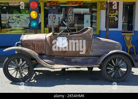 Seligman in einer Stadt an der historischen Route 66 im Bundesstaat Arizona, USA Stockfoto